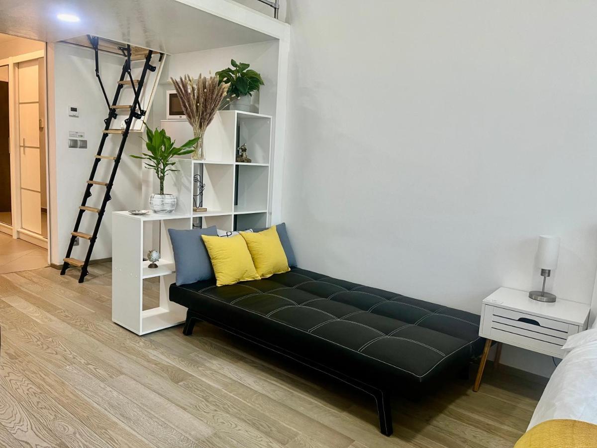 VIT Apartmán - Parkování ZDARMA - O2 Arena Praga Exterior foto